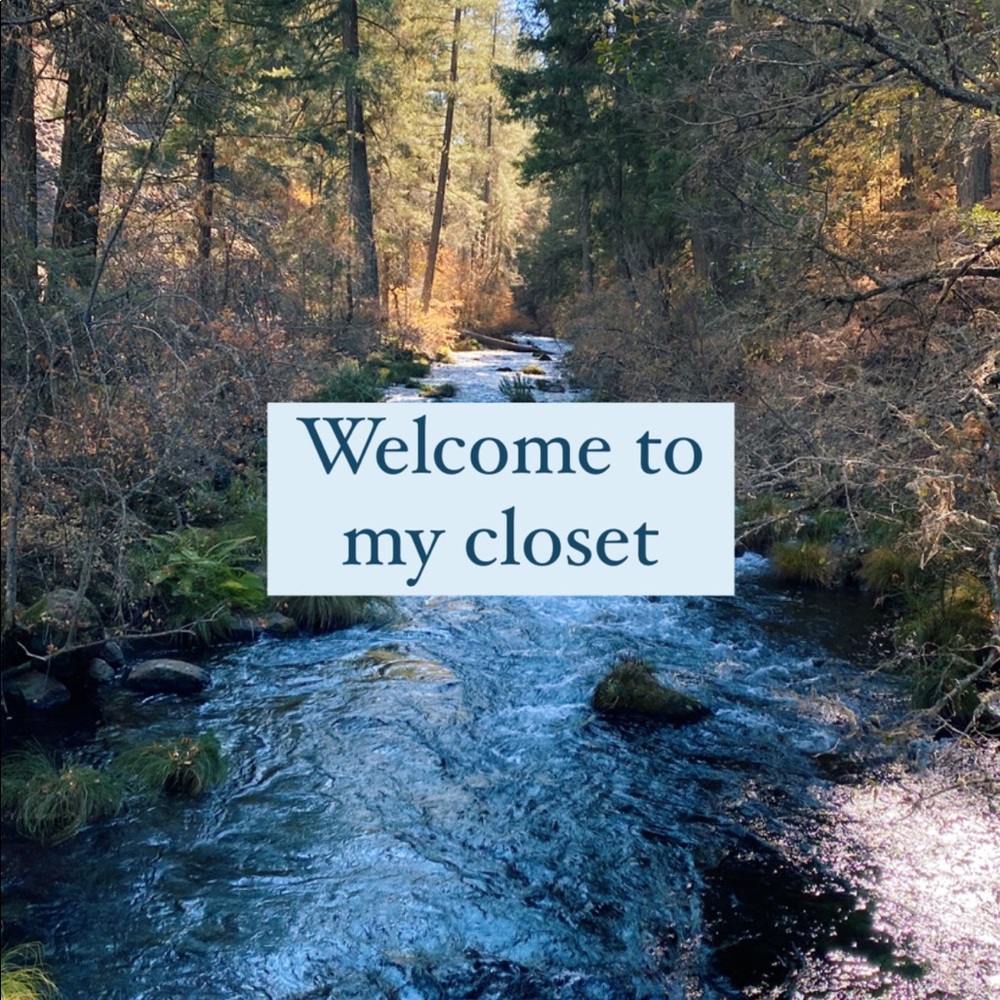 💫 EDITED!! Welcome to my closet! About me! 💐